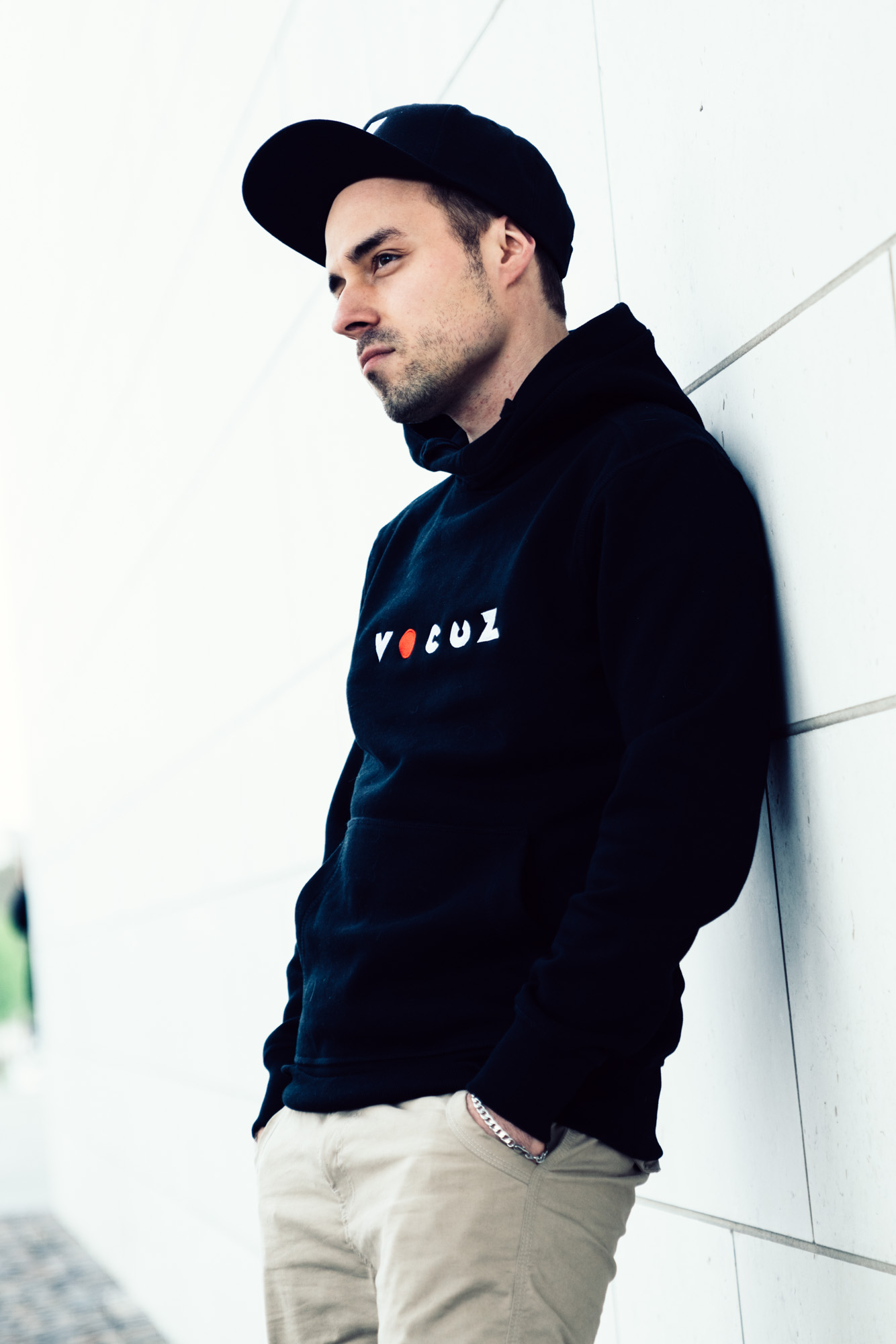 VOCUZ Logo Hoodie 100% Bio-Baumwolle – Bild 5